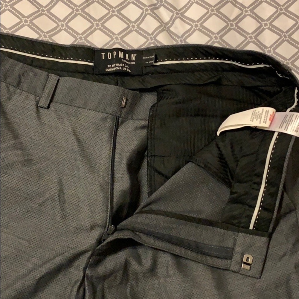 Pants - Picture 3 of 4